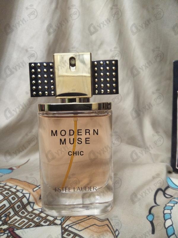 Духи Modern Muse Chic от Estee Lauder