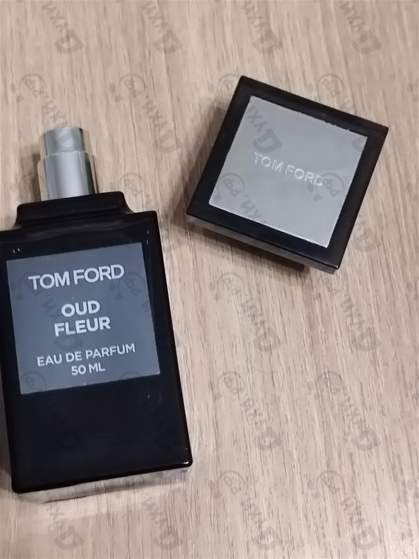 Парфюмерия Tom Ford Oud Fleur