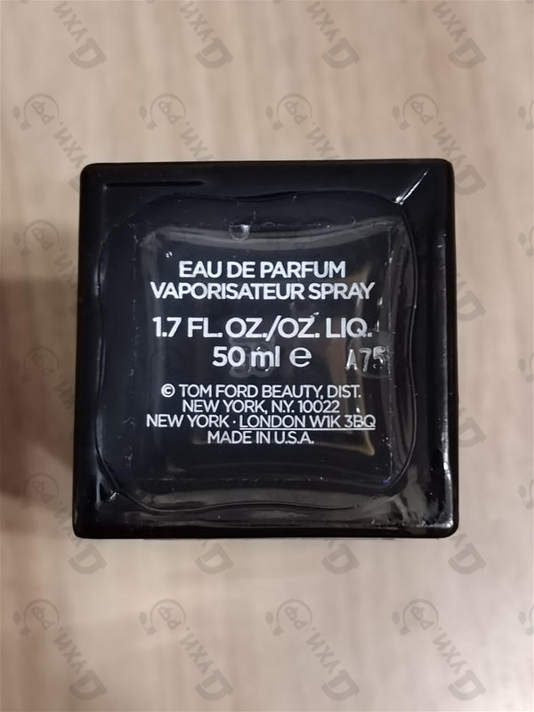 Духи Oud Fleur от Tom Ford