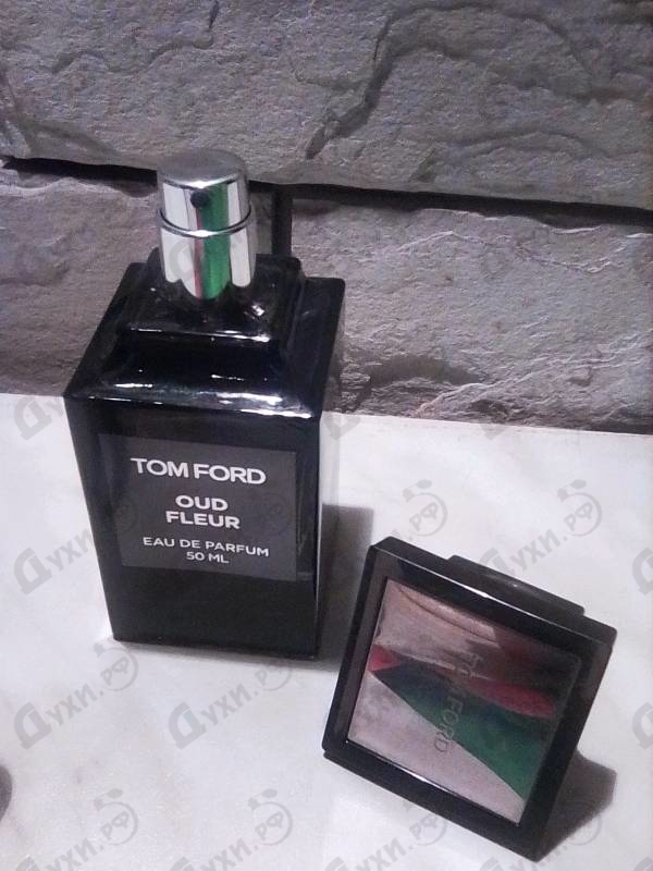 Парфюмерия Oud Fleur от Tom Ford