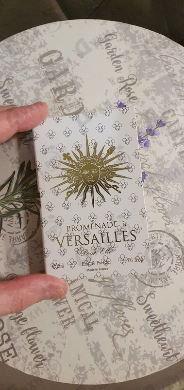 Духи Promenade от Parfums du Chateau de Versailles