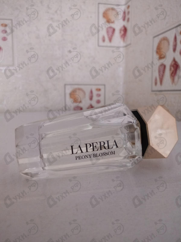 Парфюмерия Peony Blossom от La Perla