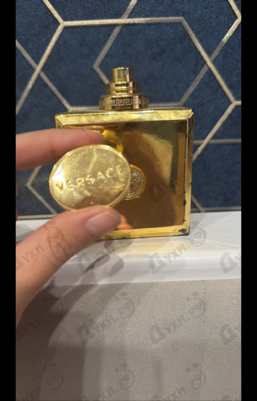 Парфюмерия Versace Oud Oriental