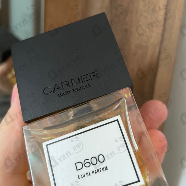 Духи D600 от Carner Barcelona