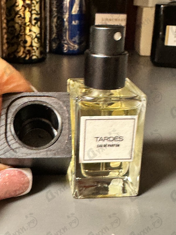 Духи Tardes от Carner Barcelona