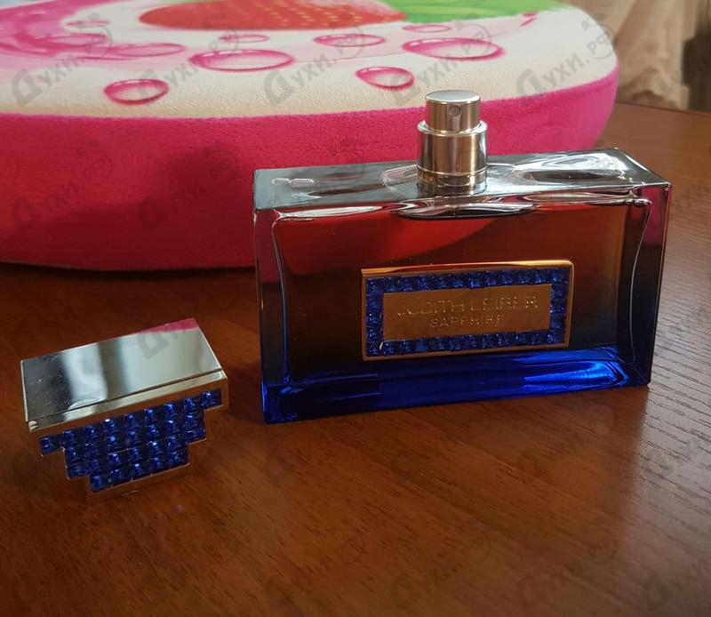 Купить Sapphire от Judith Leiber Парфюмерия Judith Leiber Sapphire