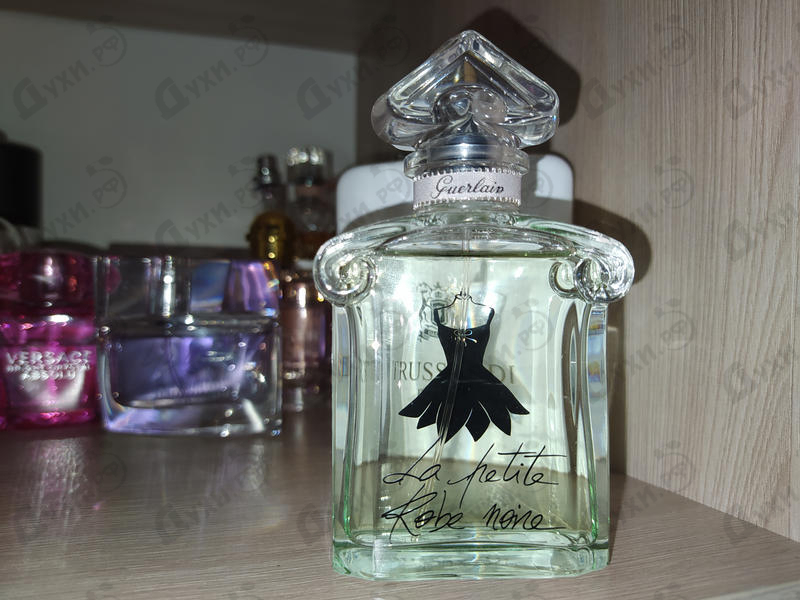 Парфюмерия La Petite Robe Noire Ma Robe Petales (Eau Fraiche) от Guerlain