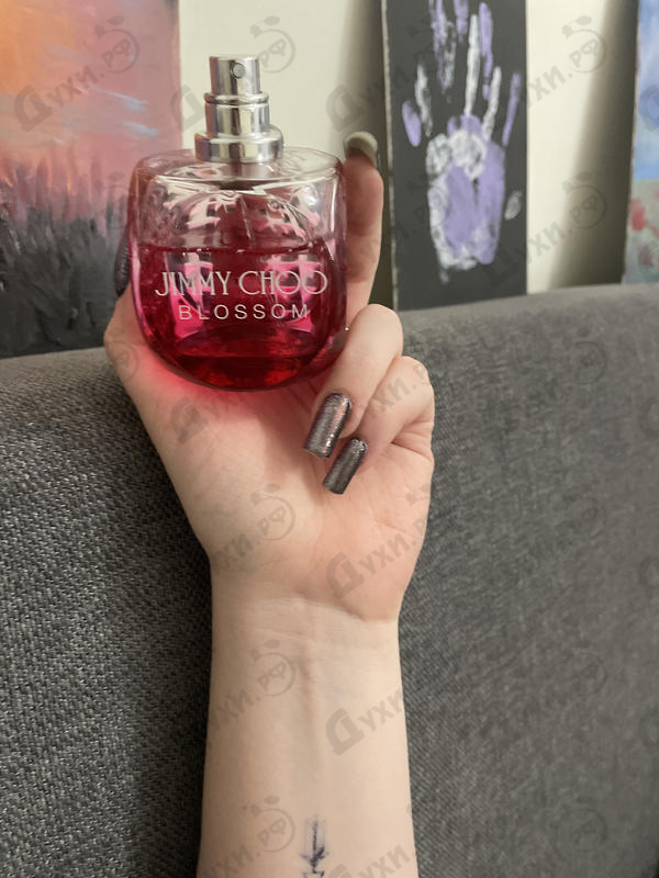 Парфюмерия Blossom от Jimmy Choo