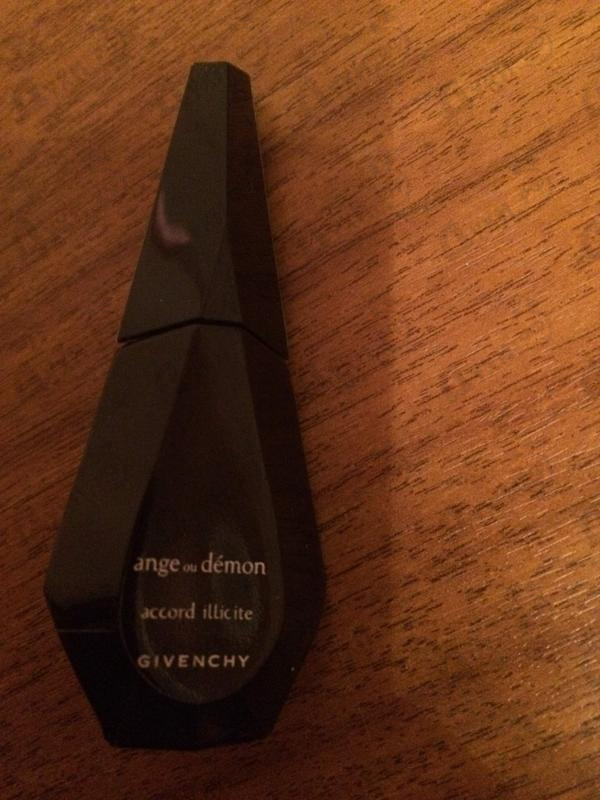 Купить Ange Ou Demon Le Parfum & Accord Illicite от Givenchy