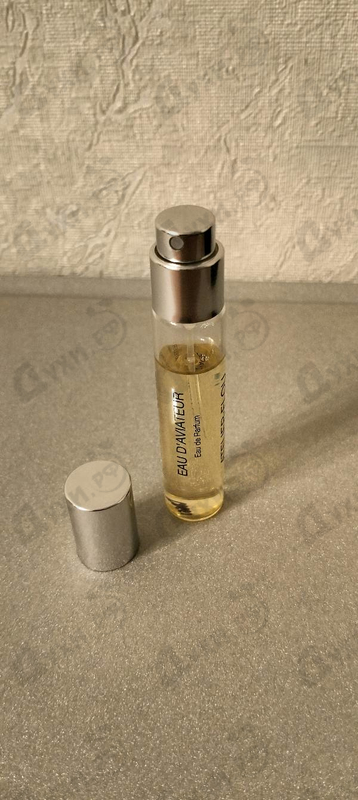 Парфюмерия Eau D'aviateur от Atelier Flou