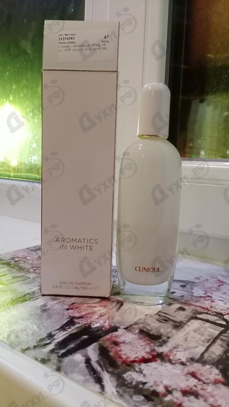 Парфюмерия Aromatics In White от Clinique