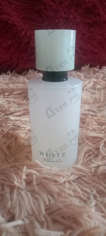 Купить White от Kenneth Cole