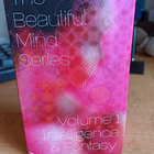 Духи Volume 1: Intelligence & Fantasy от Escentric Molecules