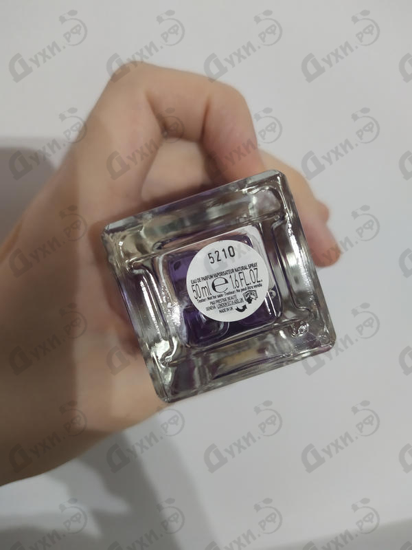 Духи Joyful Moments от Escada