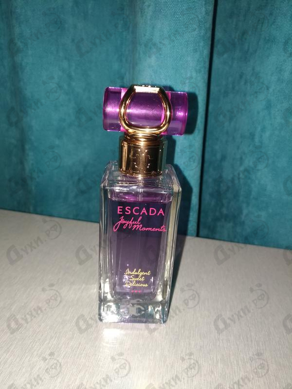 Парфюмерия Joyful Moments от Escada