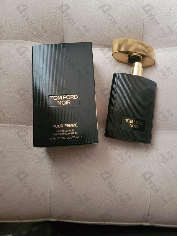 tom ford noir femme