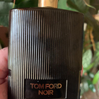 Парфюм Tom Ford Noir Pour Femme