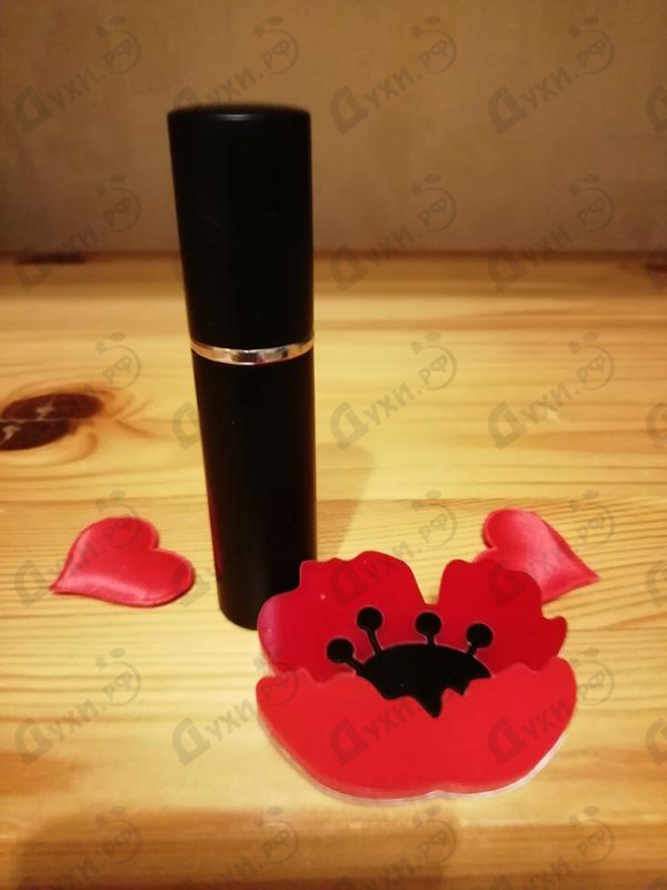 Парфюмерия Giorgio Armani Emporio Diamonds Violet