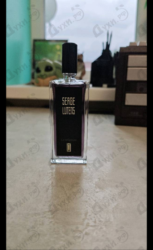 Парфюмерия La Religieuse от Serge Lutens
