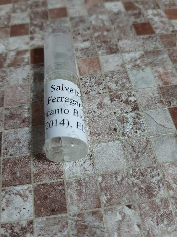 Духи Salvatore Ferragamo Incanto Bloom (2014) Парфюмерия Incanto Bloom (2014) от Salvatore Ferragamo