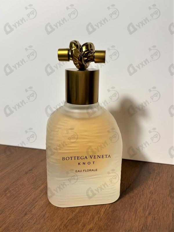 Парфюмерия Knot Eau Florale от Bottega Veneta