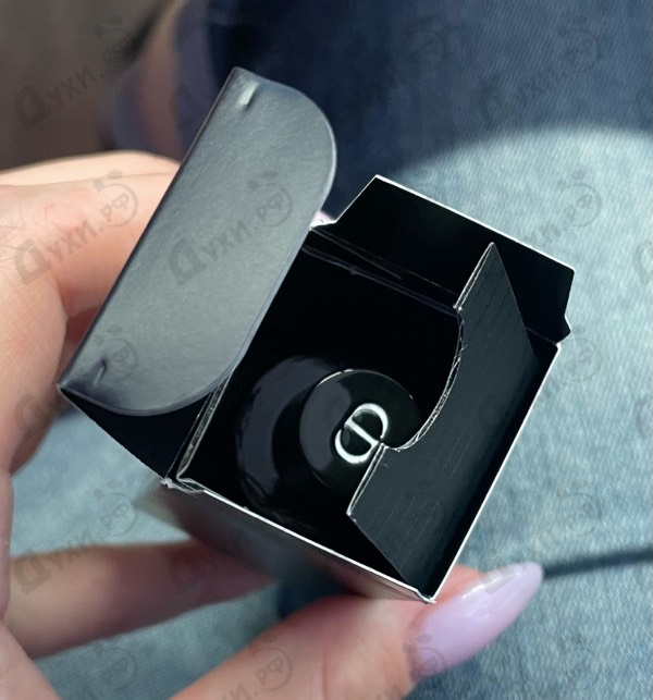 Духи Sauvage 2015 от Christian Dior