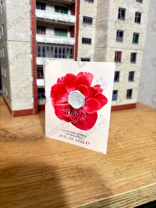 Парфюмерия Vince Camuto Amore