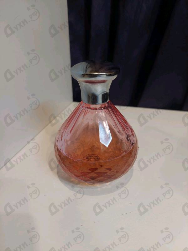 Парфюмерия Dazzle от Paris Hilton