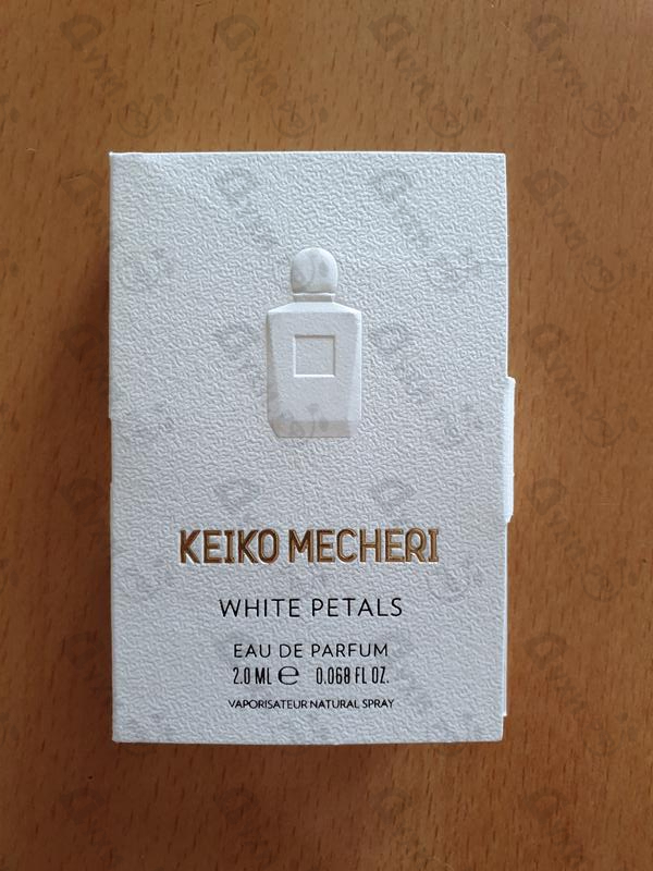 Духи White Petals от Keiko Mecheri