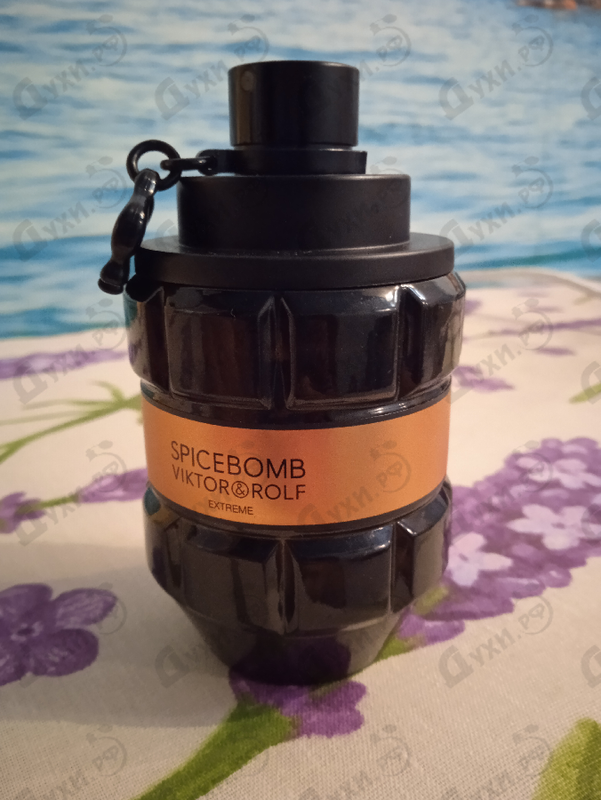 Духи Spicebomb Extreme от Viktor & Rolf