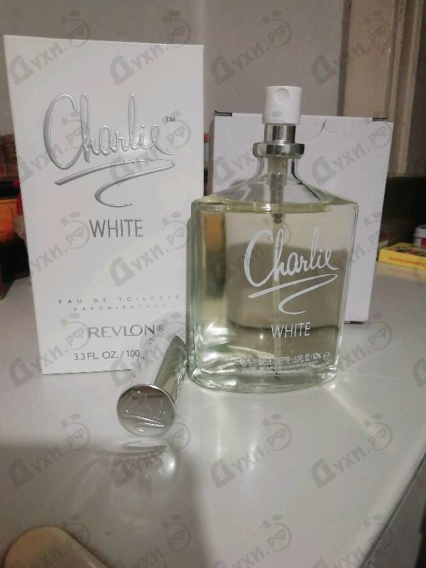 Парфюмерия Charlie White от Revlon