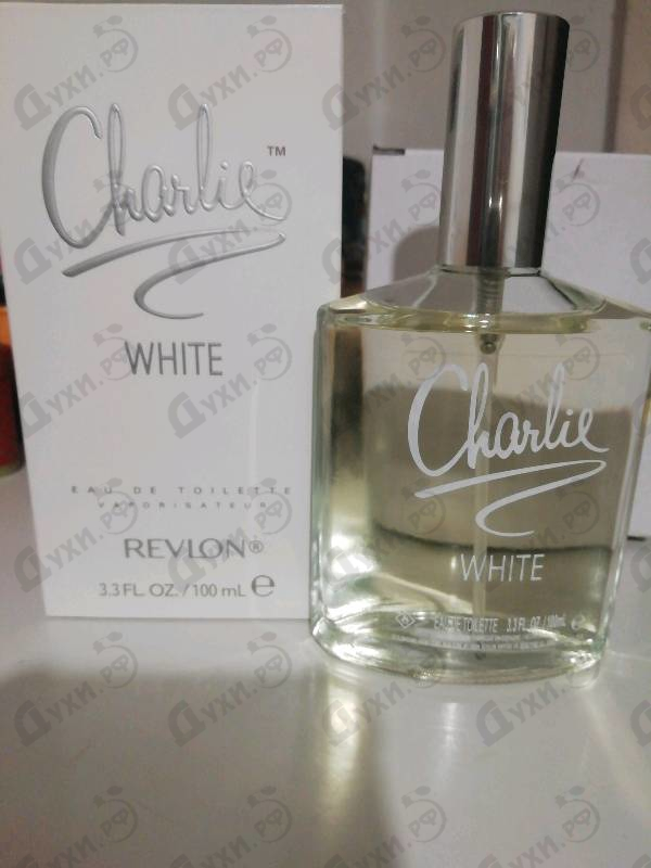 Духи Charlie White от Revlon
