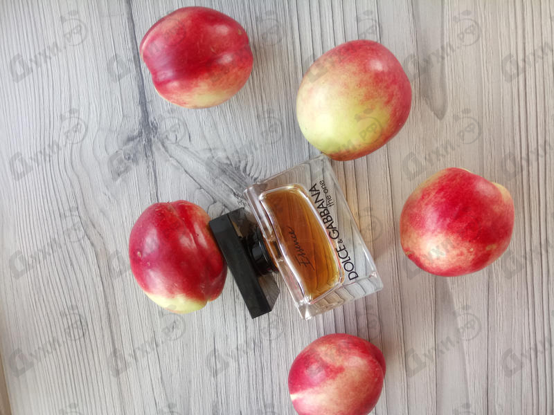 Парфюмерия The One Essence от Dolce & Gabbana