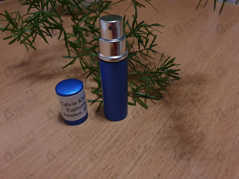 Купить Calvin Klein Euphoria Essence Духи Euphoria Essence от Calvin Klein