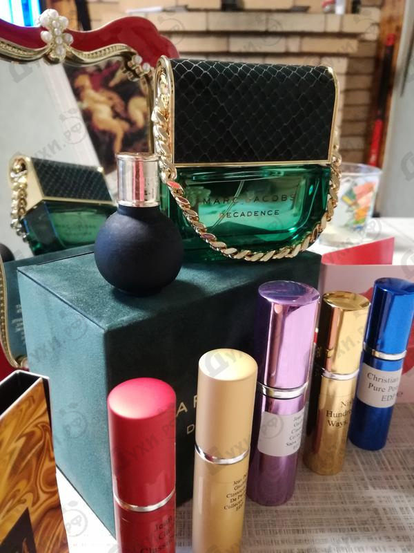 Купить Decadence от Marc Jacobs Парфюмерия Marc Jacobs Decadence