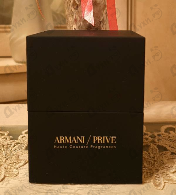 Купить Prive Ambre Eccentrico от Giorgio Armani