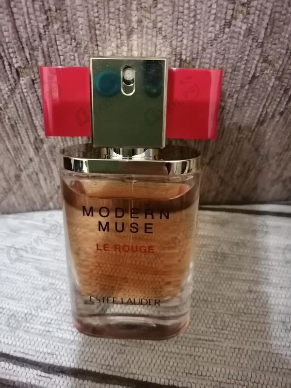 Духи Modern Muse Le Rouge от Estee Lauder