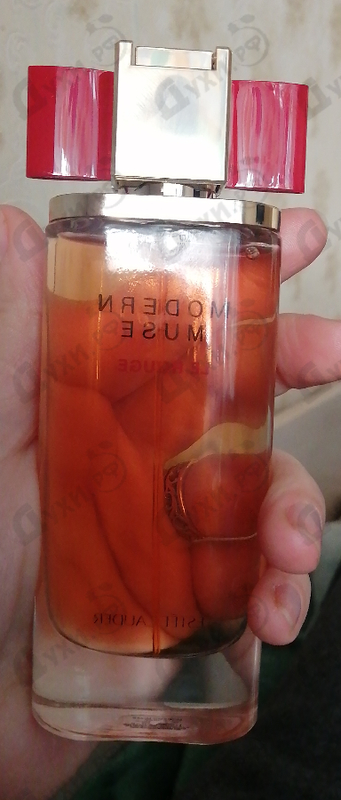 Духи Modern Muse Le Rouge от Estee Lauder