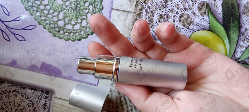 Парфюмерия Modern Muse Le Rouge от Estee Lauder