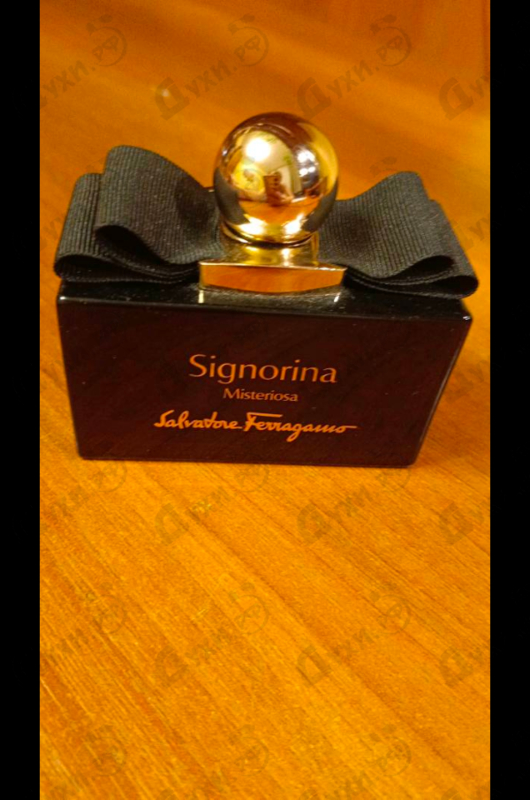 Парфюмерия Signorina Misteriosa от Salvatore Ferragamo