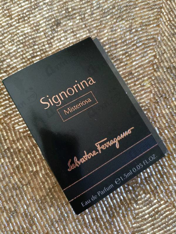 Парфюмерия Signorina Misteriosa от Salvatore Ferragamo