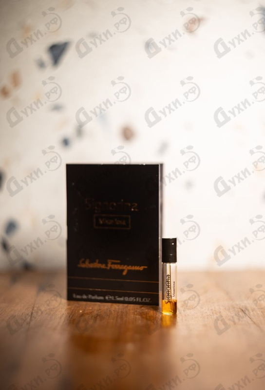 Духи Signorina Misteriosa от Salvatore Ferragamo