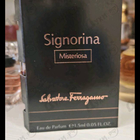 Парфюм Salvatore Ferragamo Signorina Misteriosa
