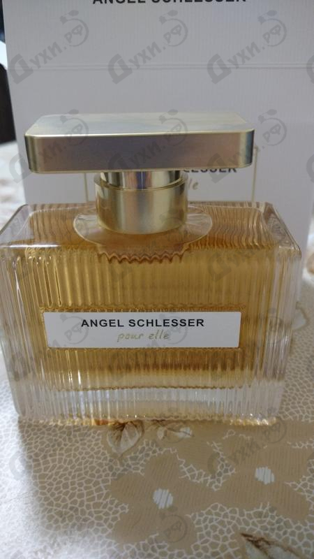 Парфюмерия Pour Elle от Angel Schlesser