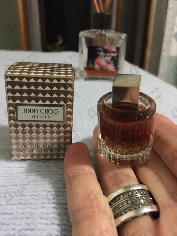 Духи Illicit от Jimmy Choo