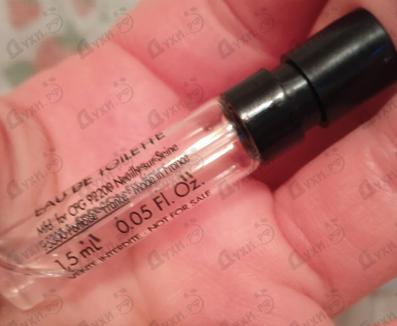 Купить Azzaro Mademoiselle Купить Mademoiselle от Azzaro