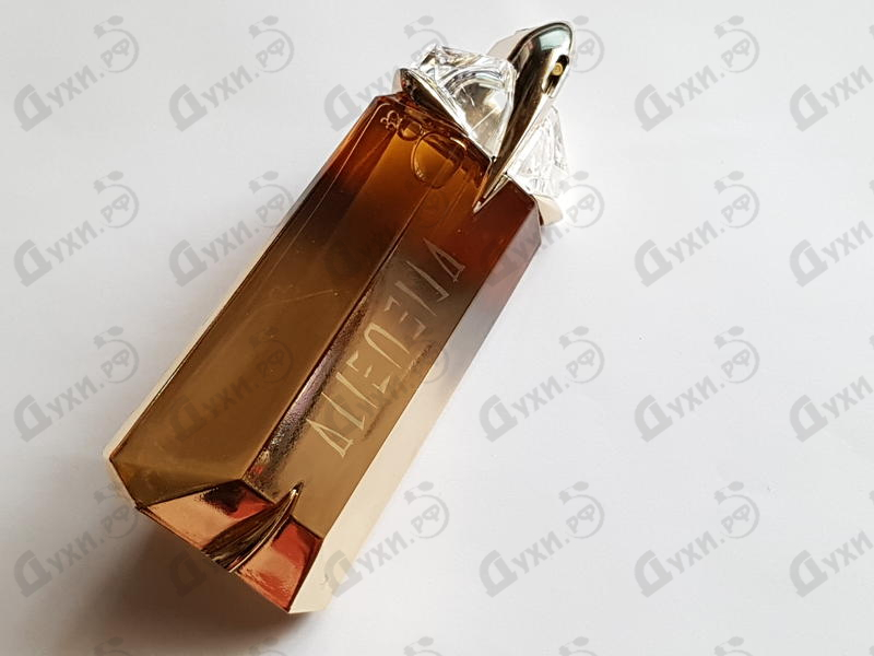 Духи Alien Oud Majestueux от Thierry Mugler