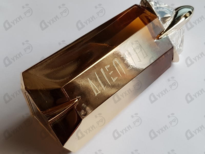 Парфюмерия Alien Oud Majestueux от Thierry Mugler