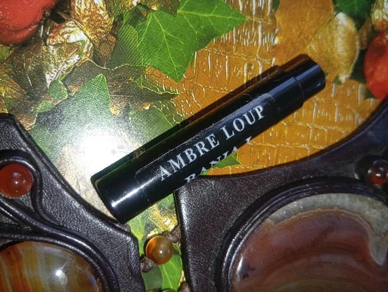 Купить Ambre Loup от Rania J