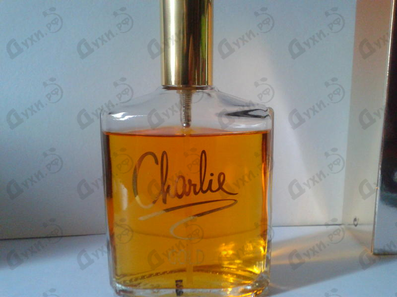 Духи Charlie Gold от Revlon